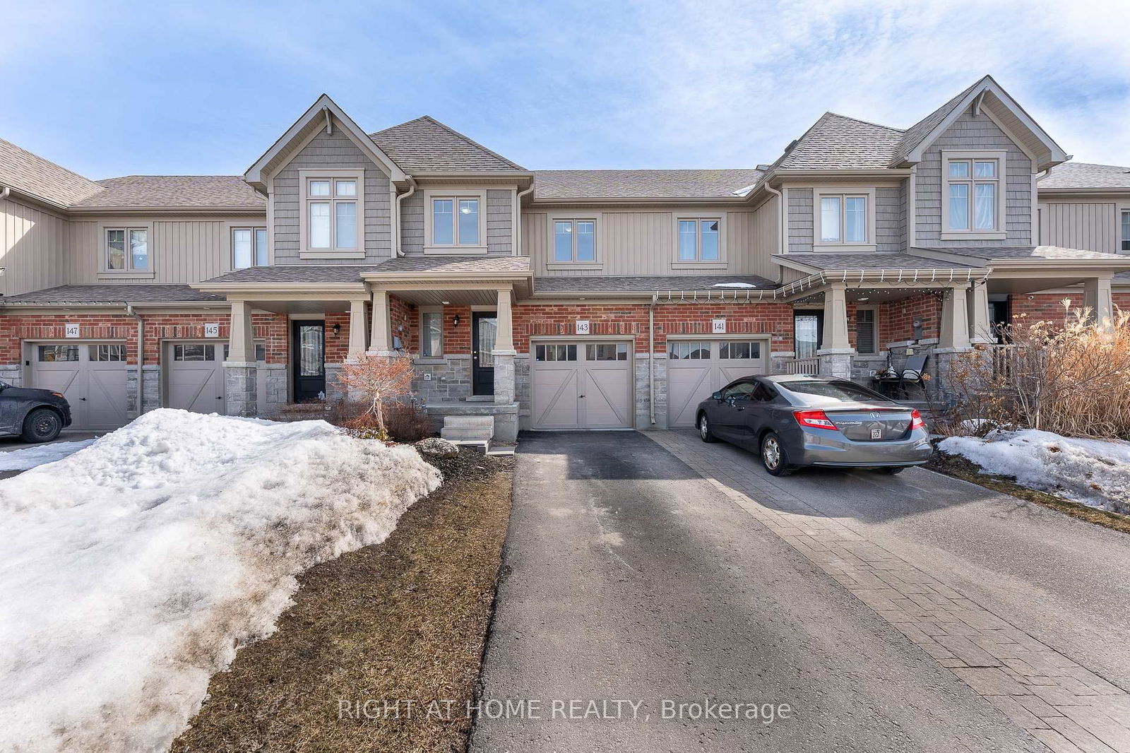 Townhouse for sale at 143 Hutchinson Drive, New Tecumseth, Alliston, L9R 0P9 - MLS: N12012885