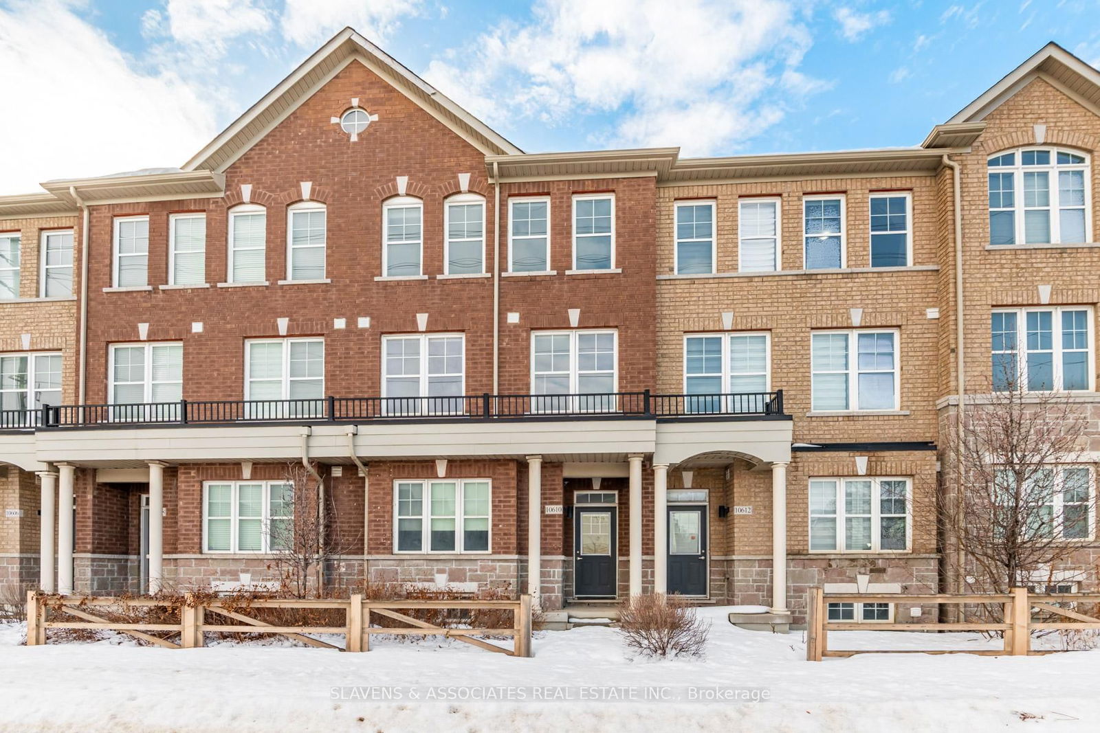 Townhouse for sale at 10610 Bathurst Street, Vaughan, Patterson, L6A 4Y4 - MLS: N12014159