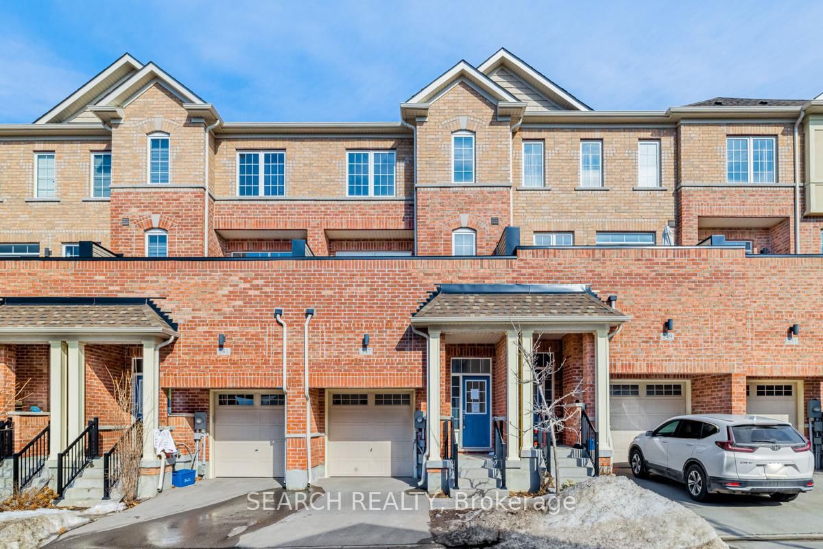 Townhouse for sale at 247 Harding Park Street, Newmarket, Glenway Estates, L3Y 0E3 - MLS: N12014570