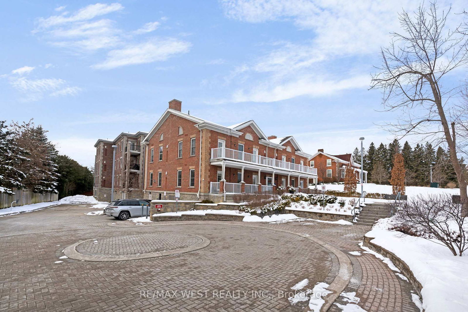 Condo for sale at 201-10360 Islington Avenue, Vaughan, Kleinburg, L0J 1C0 - MLS: N12015014