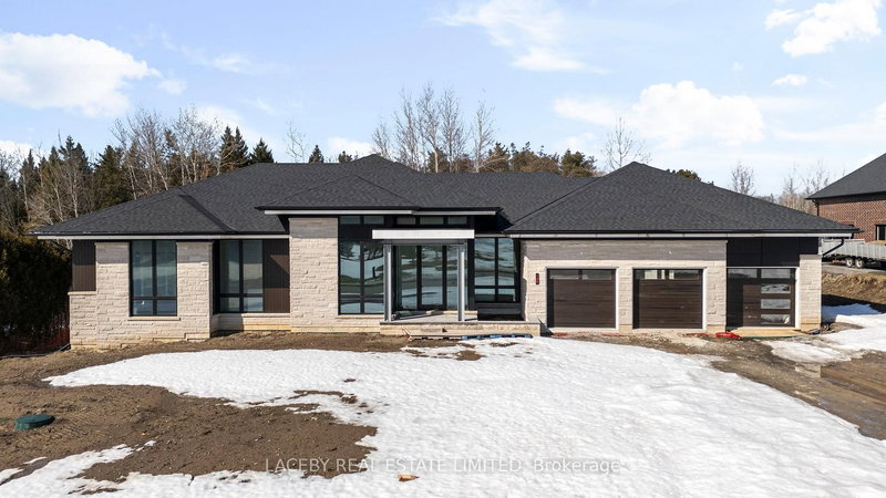 130 Dale Cres, Bradford West Gwillimbury, L0L 1L0 | Image 2