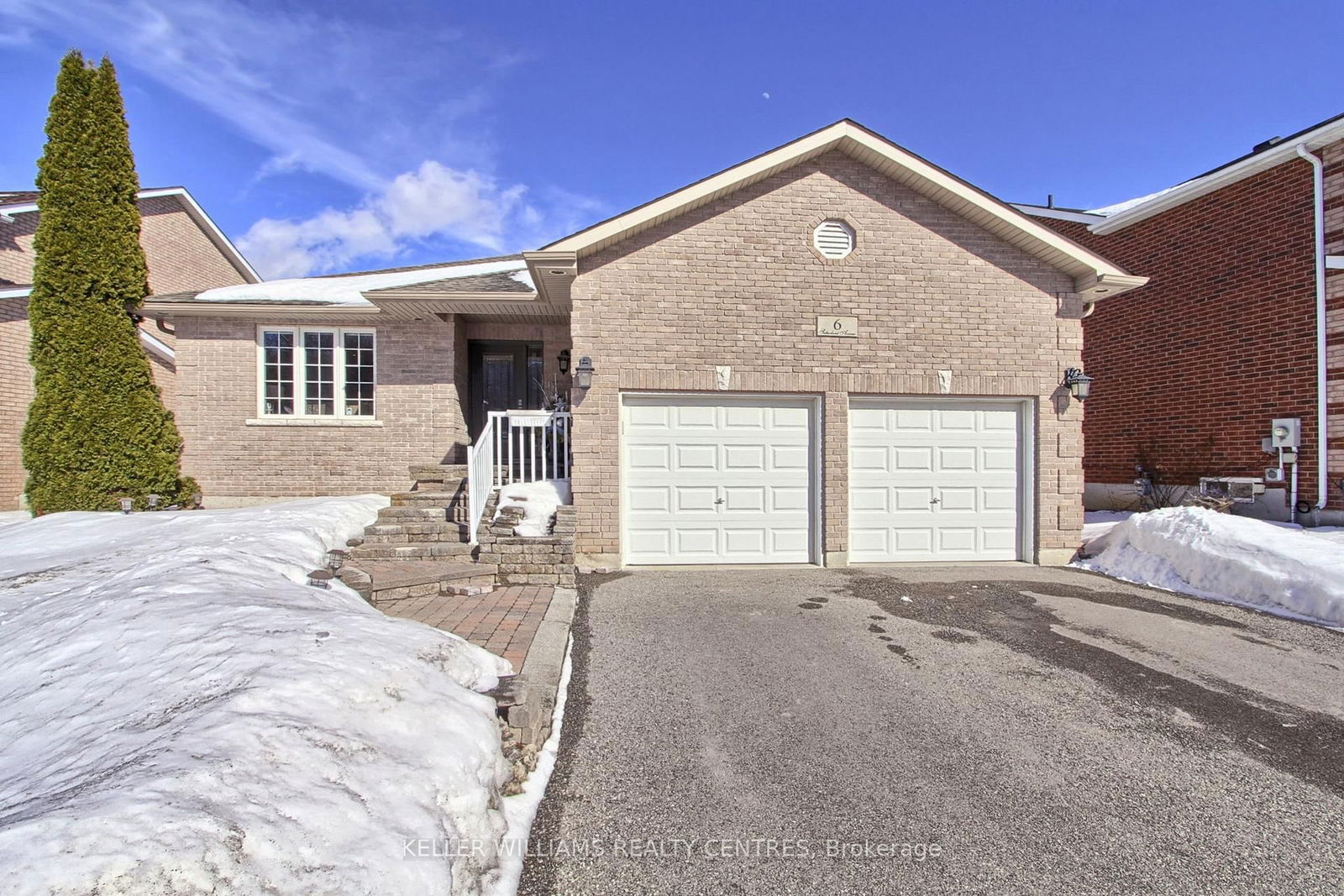 Detached House for sale at 6 Sutherland Avenue, Bradford West Gwillimbury, Bradford, L3Z 3H9 - MLS: N12015704