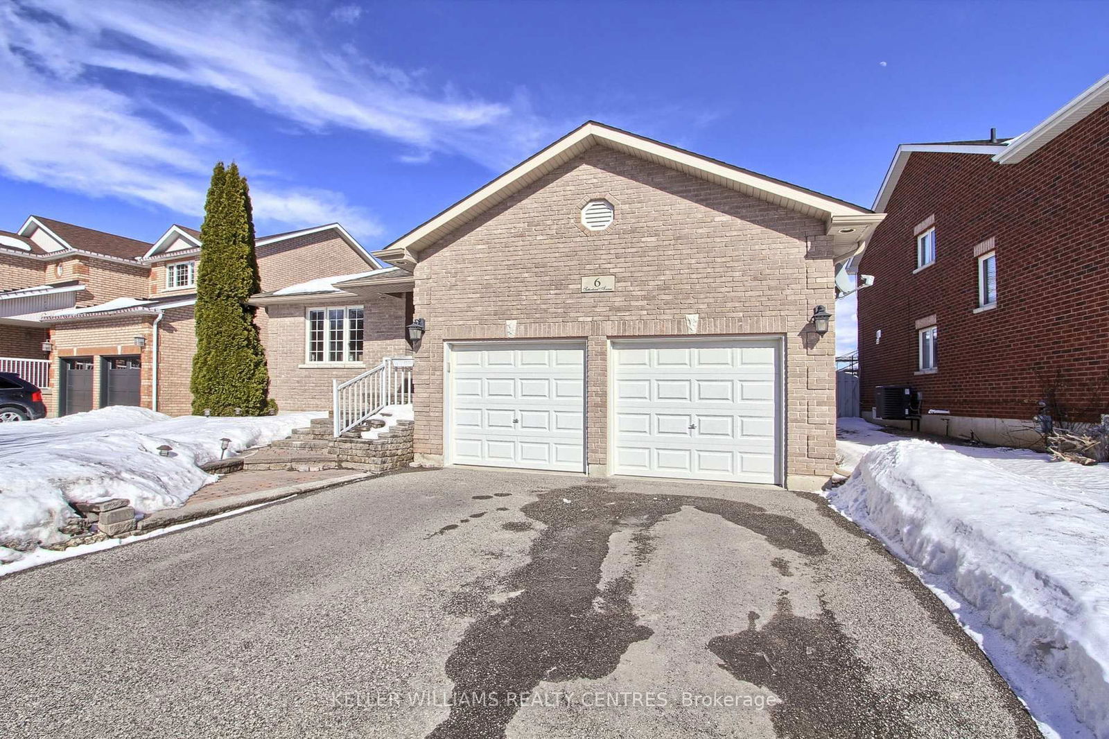 Detached House for sale at 6 Sutherland Avenue, Bradford West Gwillimbury, Bradford, L3Z 3H9 - MLS: N12015704