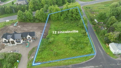 12 Lincolnville Lane