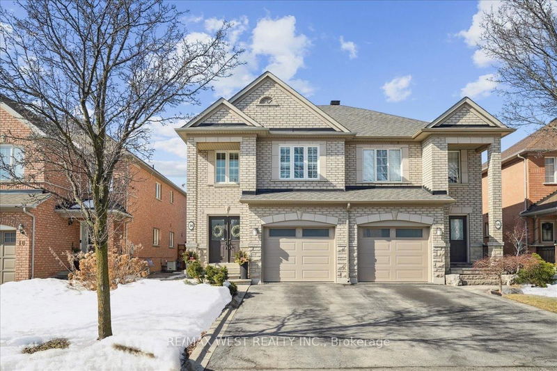 home for sale on 14 La Neve Avenue