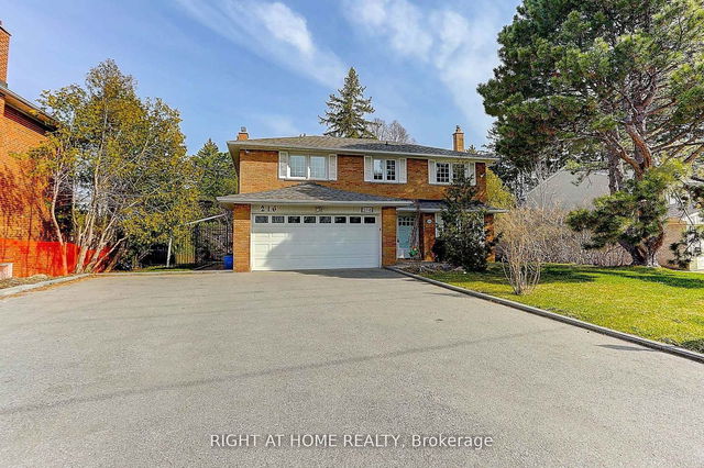 216 Steeles Avenue