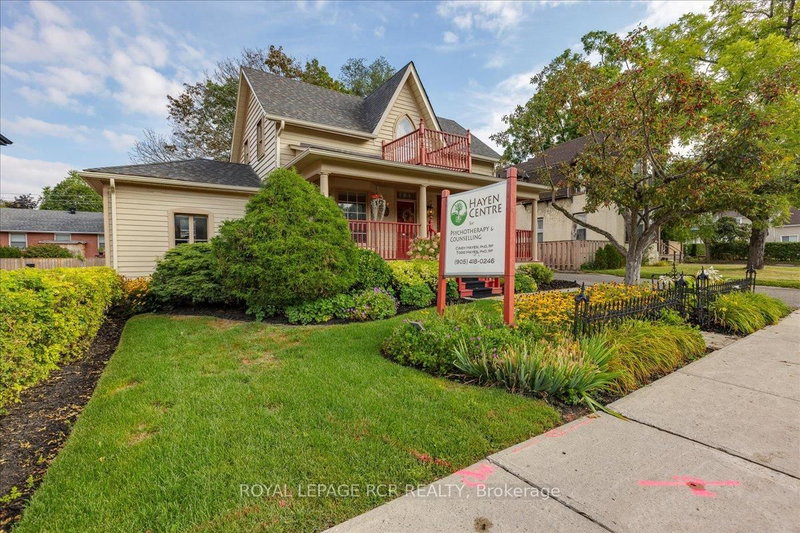 50 Wellington St E, Aurora, L4G 1H5 | Image 2