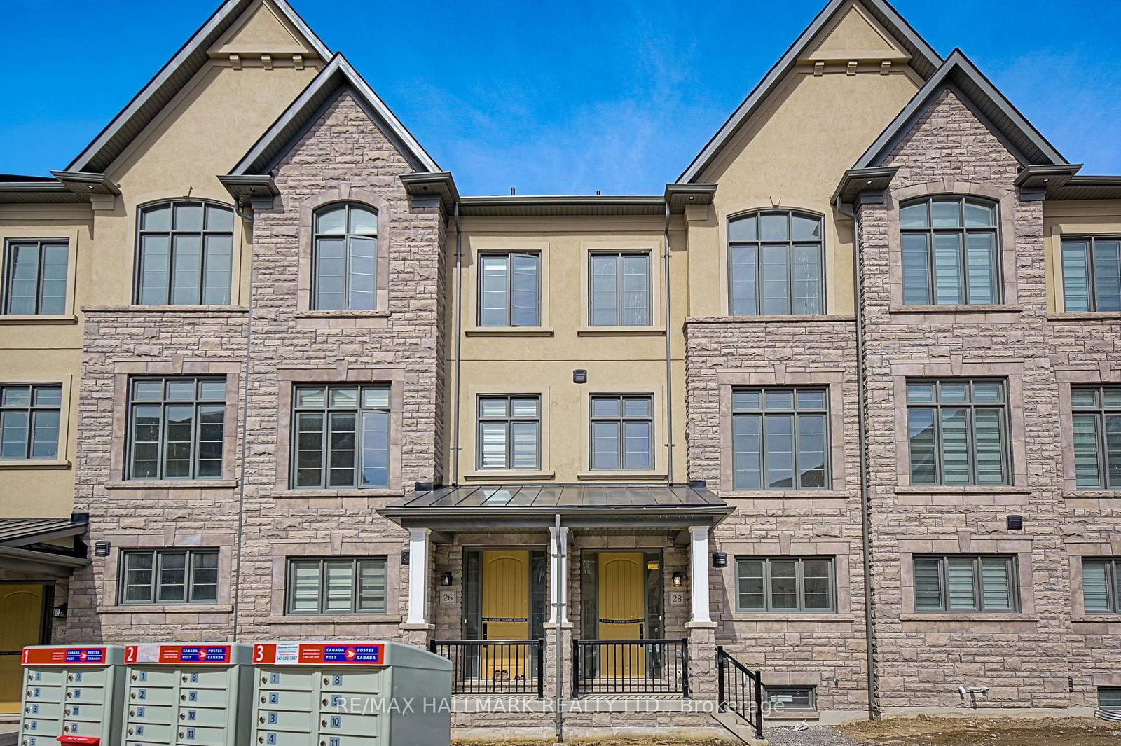 Townhouse for sale at 28 Gardeners Lane, Markham, Angus Glen, L6C 3L5 - MLS: N12017678