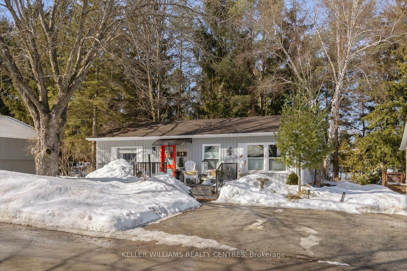 18 Cherrywood Lane, Innisfil, L9S 1M6 | Image 2