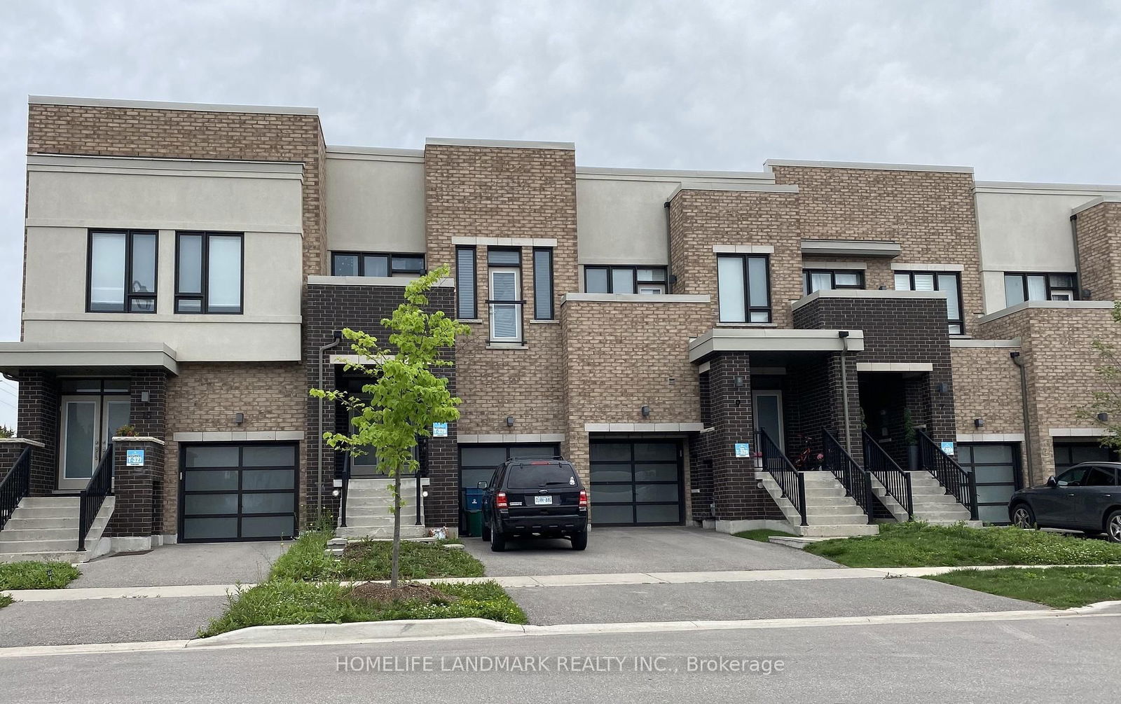 Townhouse for sale at 11 Kohl Street, Richmond Hill, Oak Ridges Lake Wilcox, L4E 1C6 - MLS: N12017764