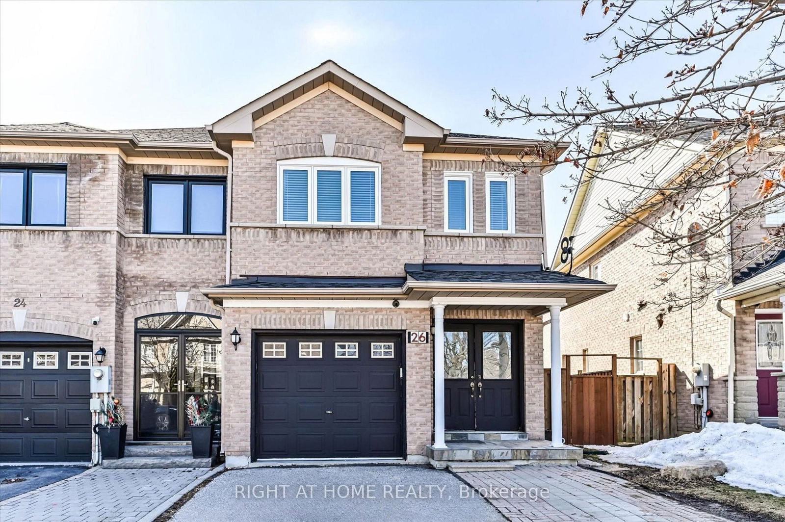 Townhouse for sale at 26 Benjamin Hood Crescent, Vaughan, Patterson, L4K 5M3 - MLS: N12018537