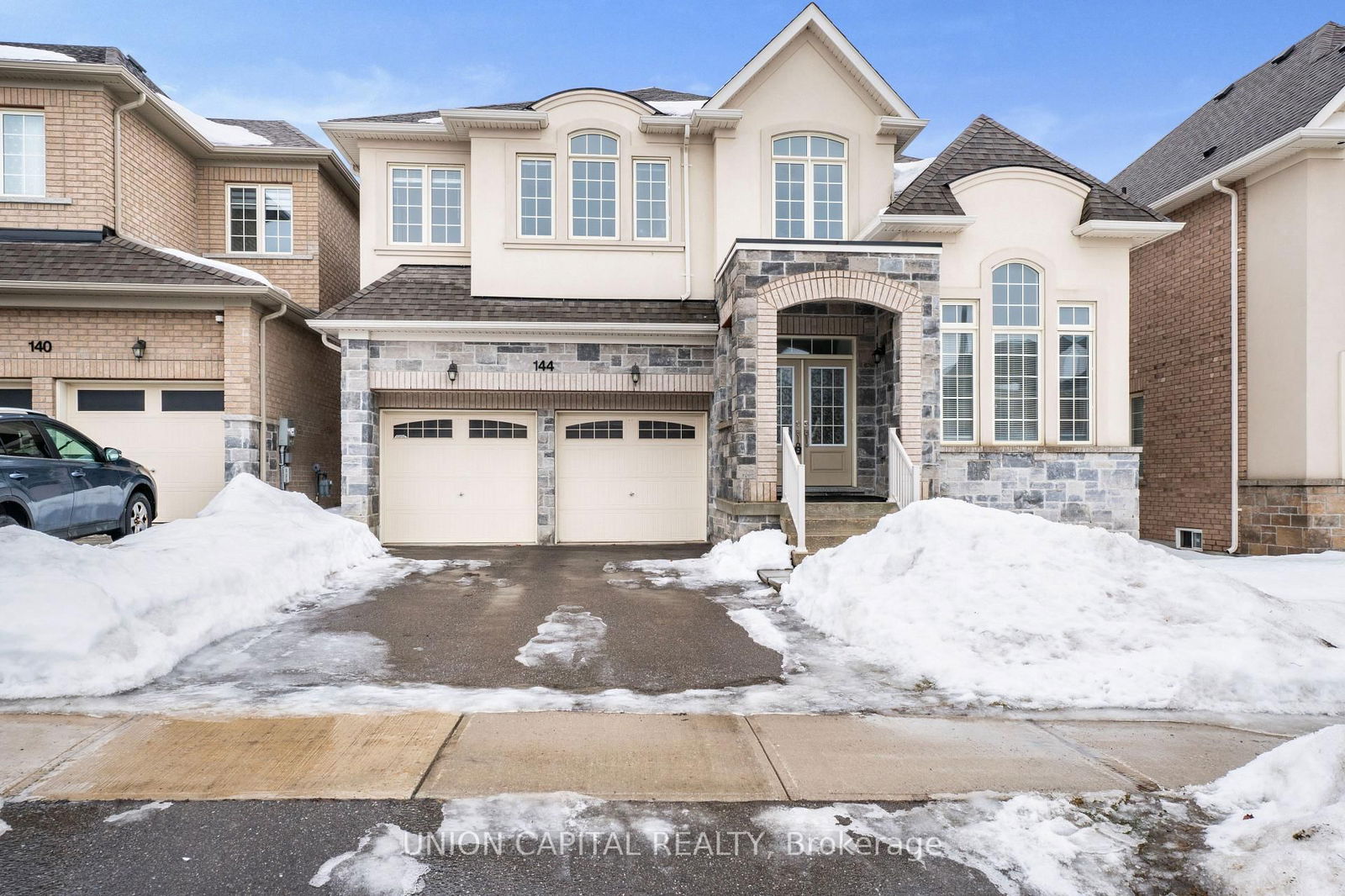 Detached House for sale at 144 Mondial Crescent, East Gwillimbury, Rural East Gwillimbury, L0G 1R0 - MLS: N12019135