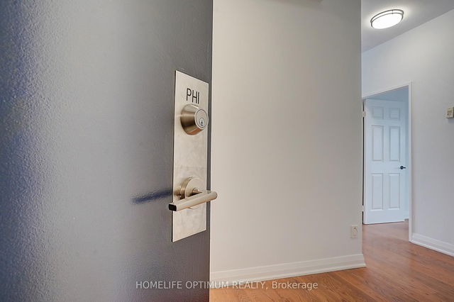 PH1 - 35 Hunt Avenue