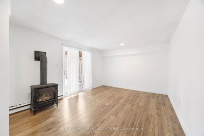 Unit 52 — 141 Clark Ave, Markham - Thornhill image-0-2