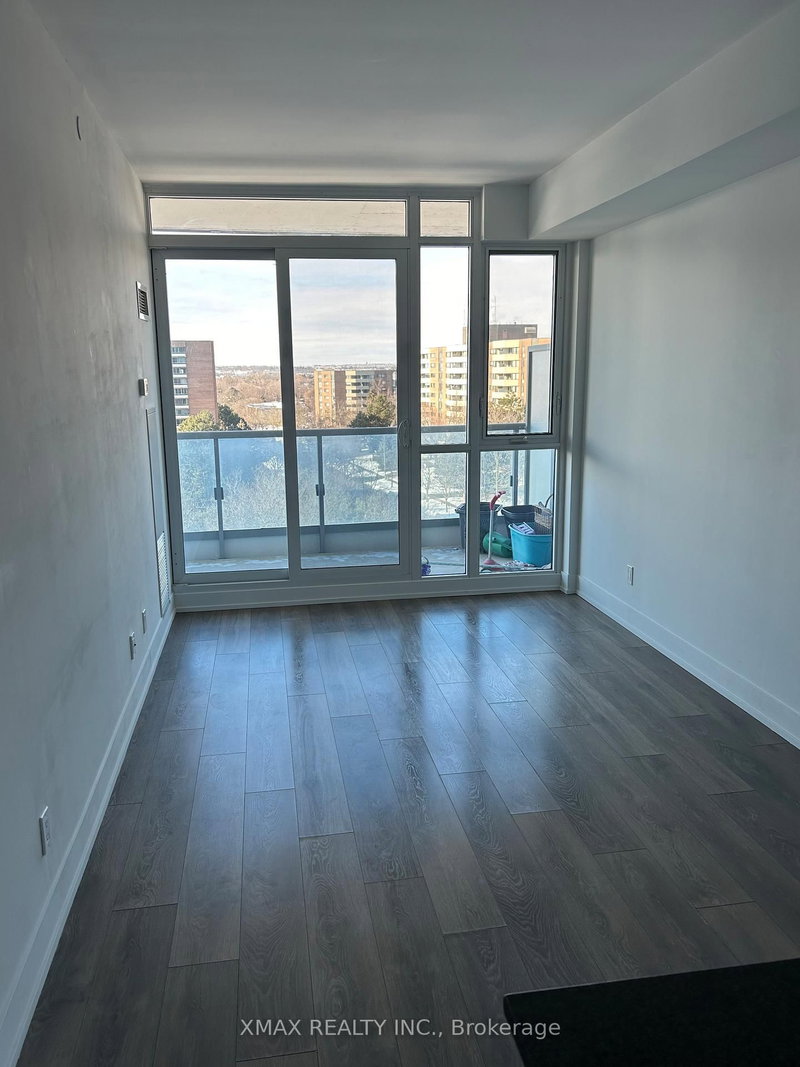 808 - 9471 Yonge St, Richmond Hill, L4C 0Z5 | Image 3