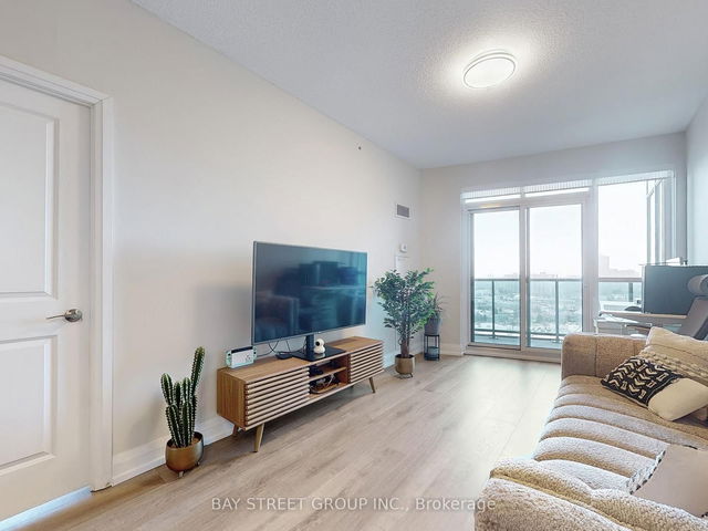 1415 - 7171 Yonge Street