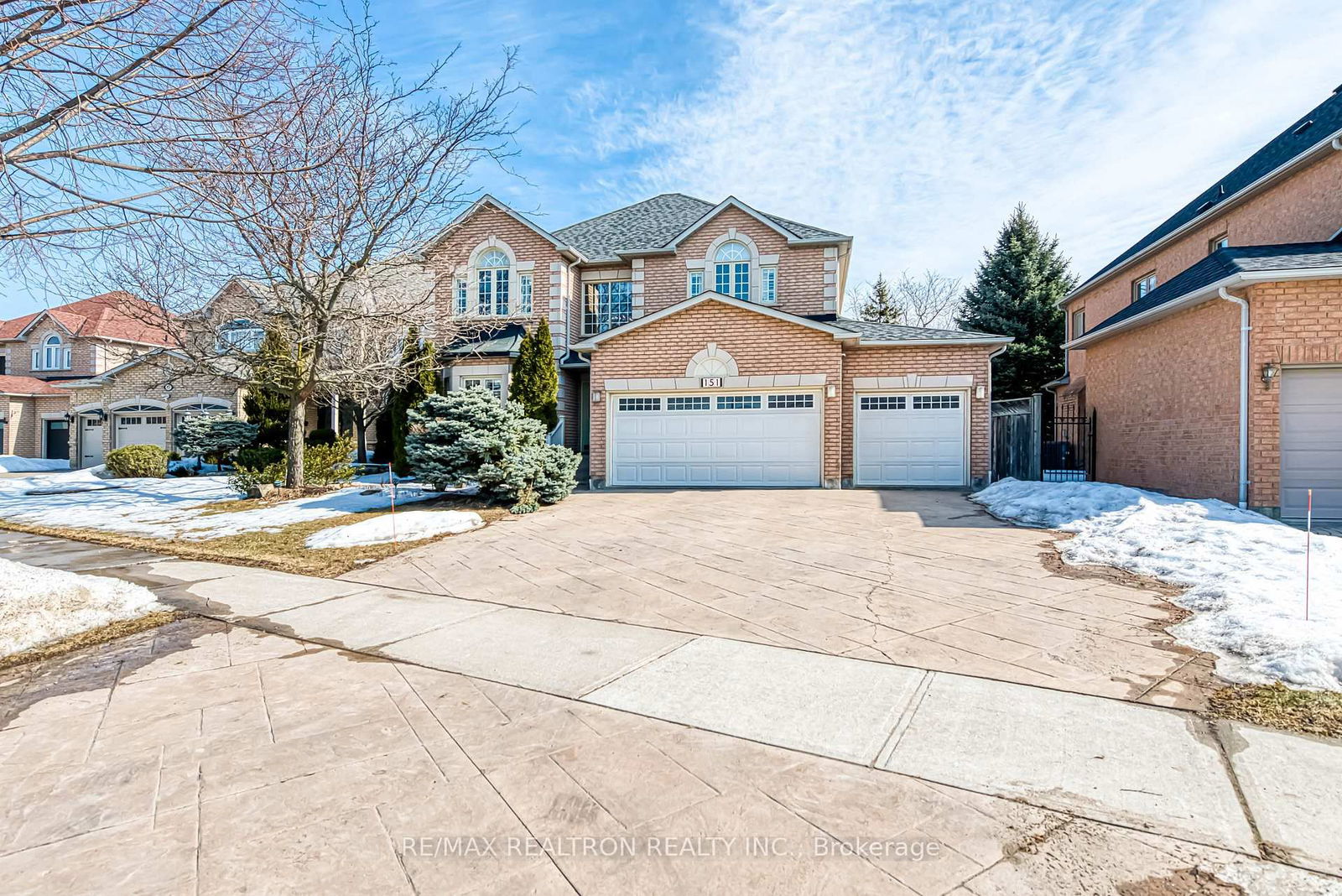 Detached House for sale at 151 Village Gate Drive, Markham, Cachet, L6C 1W5 - MLS: N12020961