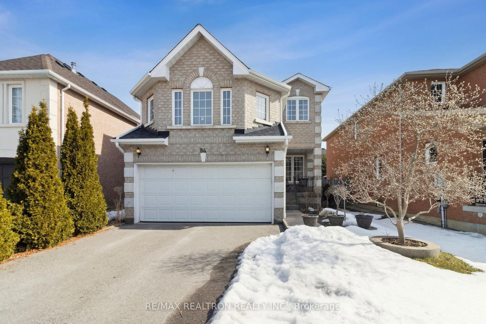 Detached House for sale at 84 Desert View Crescent, Richmond Hill, Westbrook, L4C 0K5 - MLS: N12021750