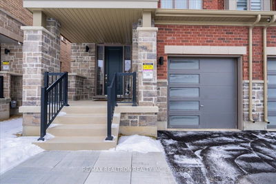 15 Lazarette Lane, East Gwillimbury - Holland Landing image-0-2