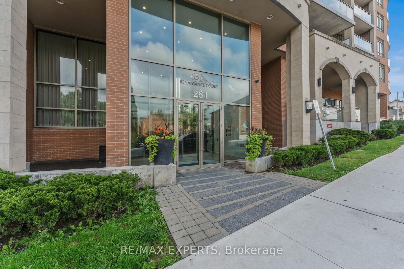 Condo for sale at 427-281 Woodbridge Avenue, Vaughan, West Woodbridge, L4L 0C6 - MLS: N12022530