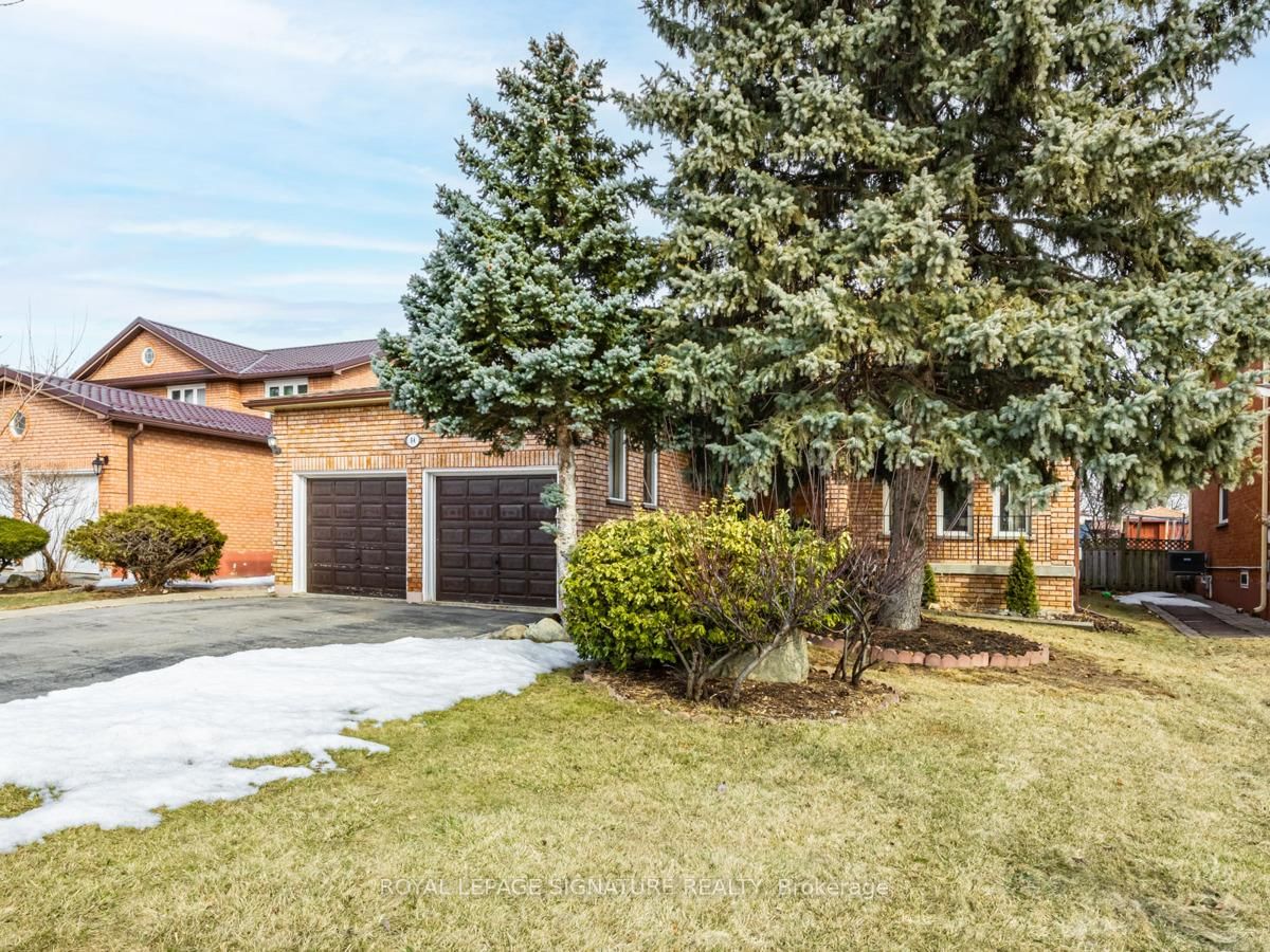 Detached House sold at 84 Jade Crescent, Vaughan, West Woodbridge, L4L 6L9 - MLS: N12022543