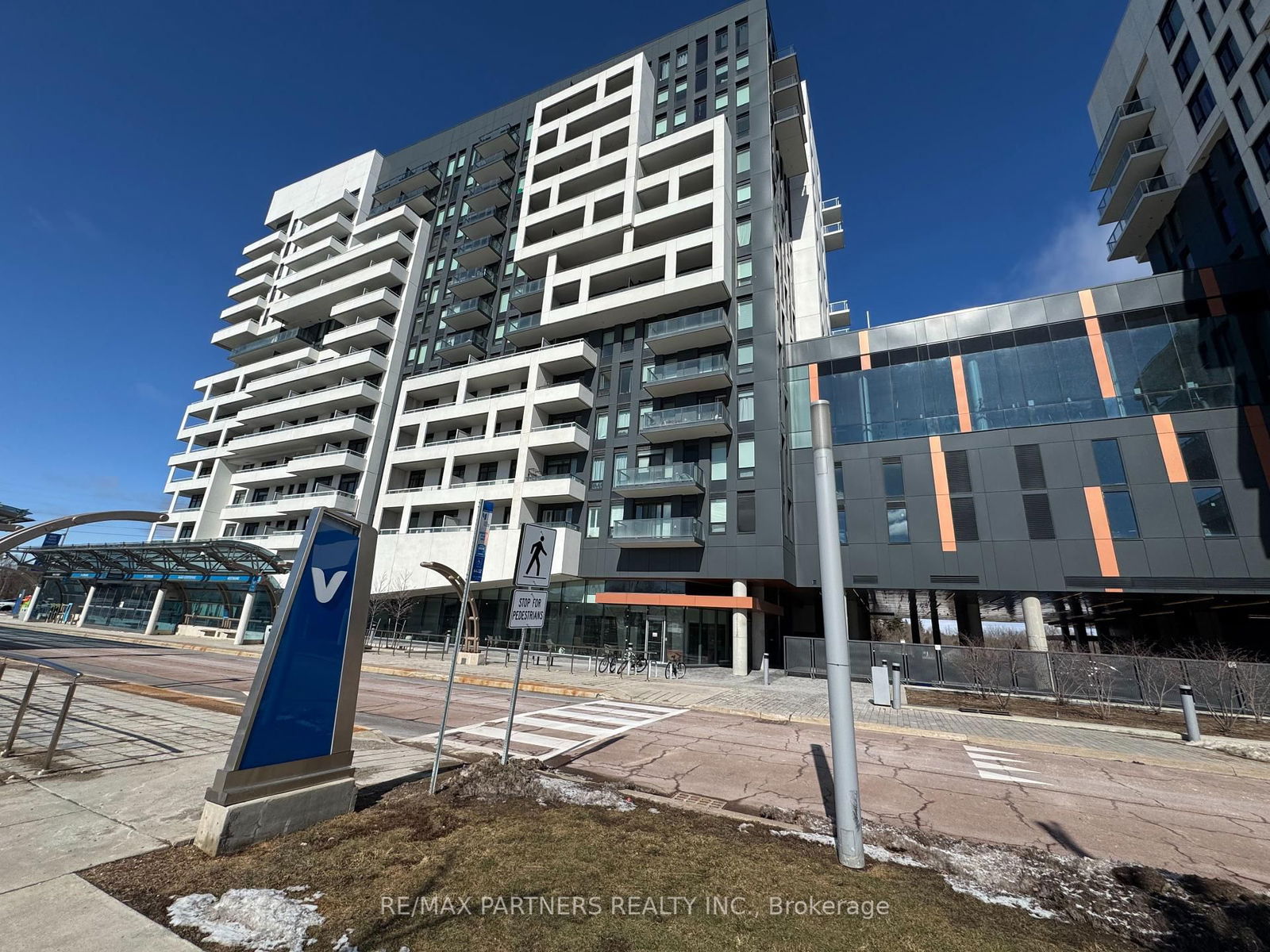 Condo leased at 1313a-10 rouge valley Drive, Markham, Unionville, L6G 0G9 - MLS: N12024943