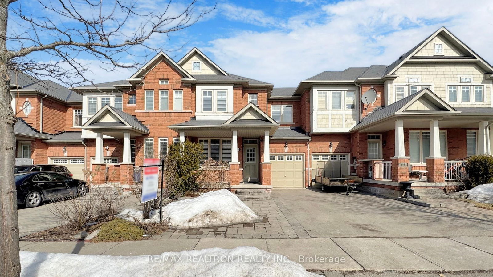 Townhouse for sale at 197 Shirrick Drive, Richmond Hill, Jefferson, L4E 4Y4 - MLS: N12024988