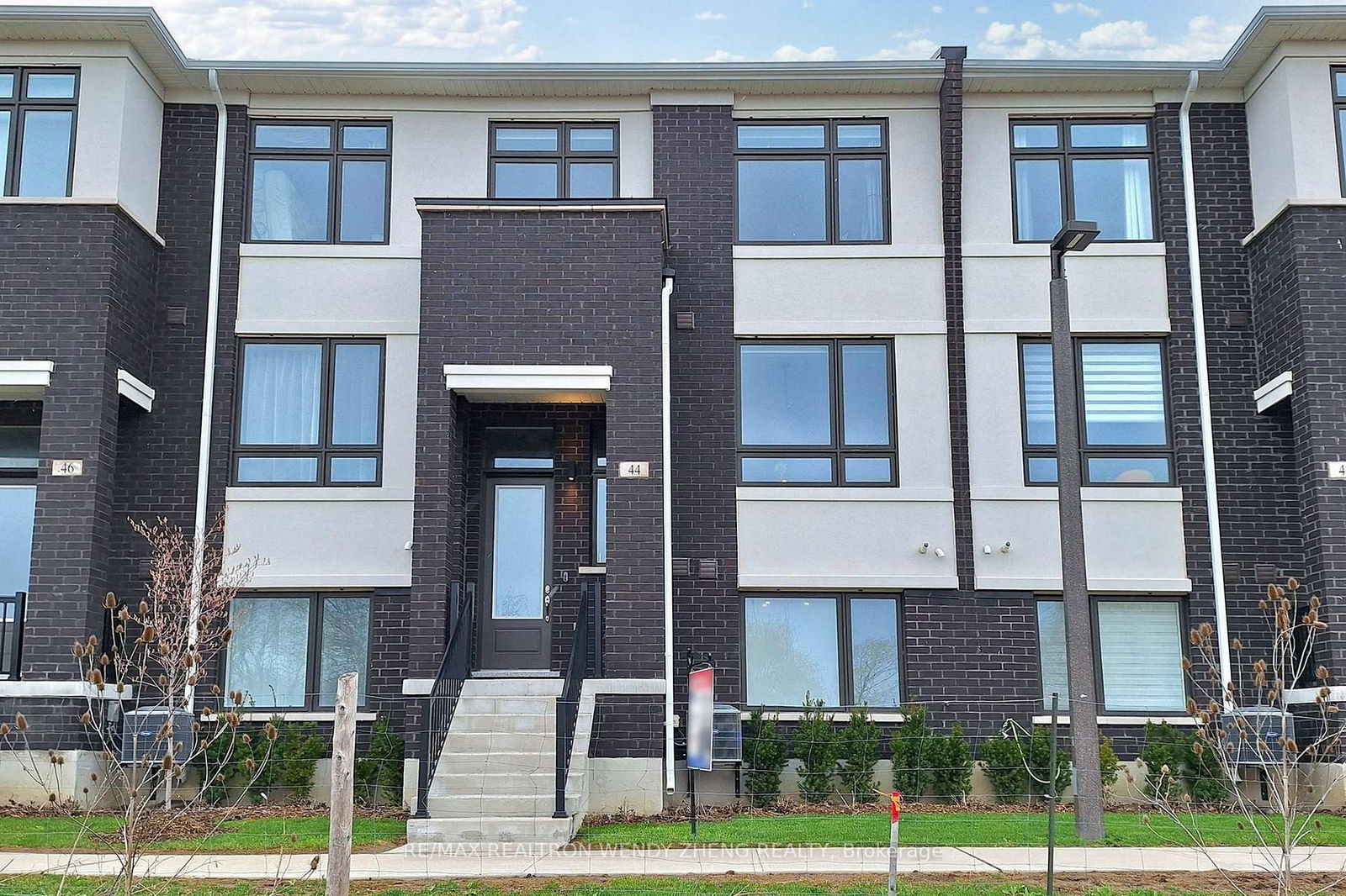 Townhouse for sale at 44 James Noble Lane, Richmond Hill, Westbrook, L4C 5S7 - MLS: N12025016