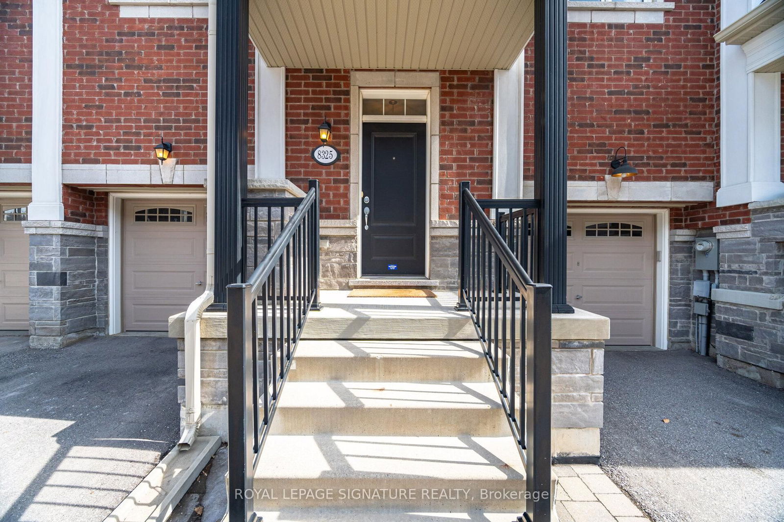 Townhouse for sale at 8325 Islington Avenue, Vaughan, Islington Woods, L4L 1X1 - MLS: N12025251