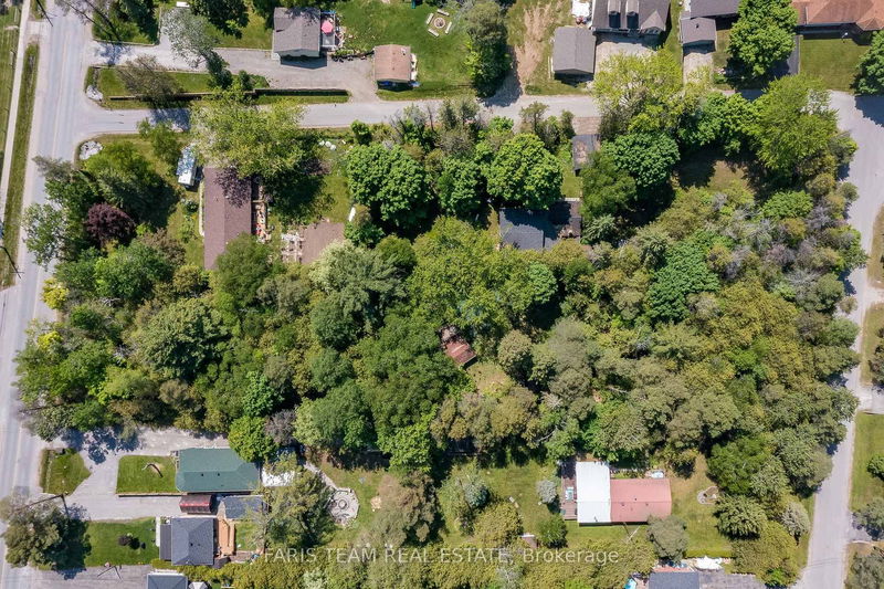 home for sale on 2144 25th Sideroad