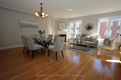 183 Leitchcroft Cres, Markham - Commerce Valley image-0-4