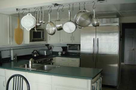 215 Fincham Ave, Markham, L3P4B4 | Image 2