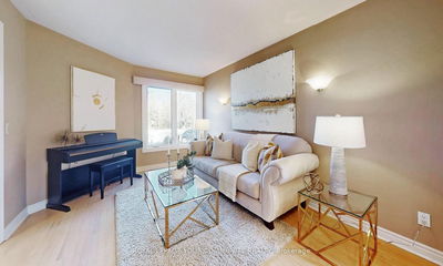 41 Rachewood Crt, Aurora - Aurora Highlands image-0-4