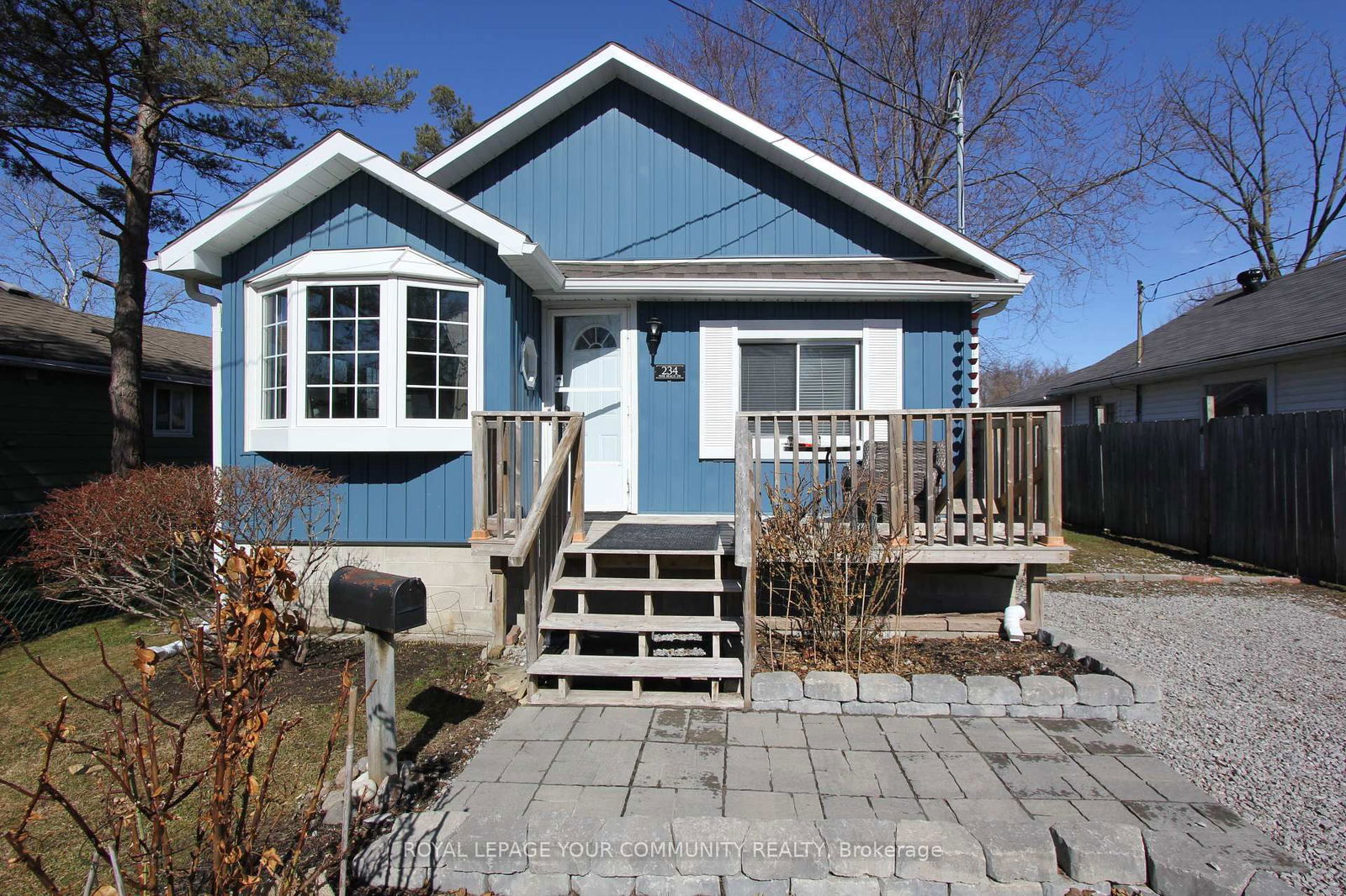 Detached House for sale at 234 Pine Beach Drive, Georgina, Keswick South, L4P 2V5 - MLS: N12028309