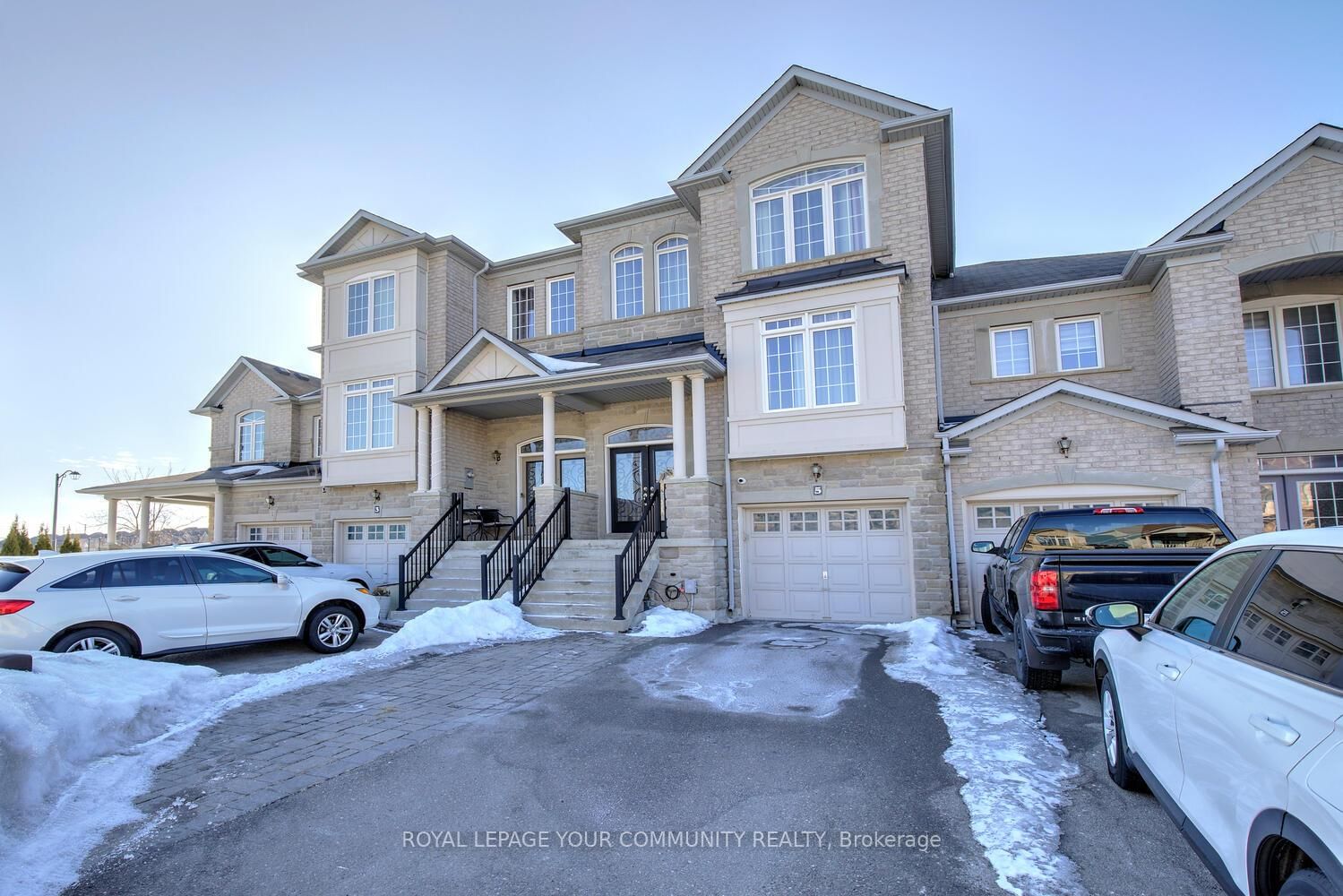 Townhouse for sale at 5 Millhouse Court, Vaughan, Patterson, L6A 4J4 - MLS: N12028685