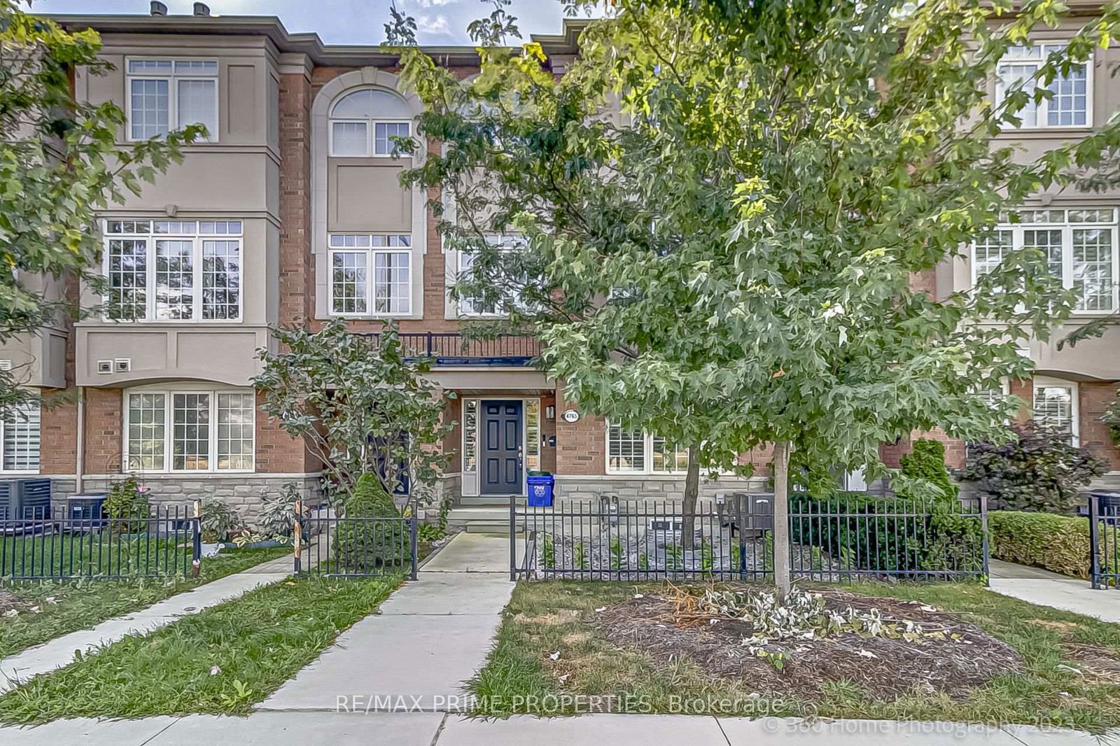 Townhouse for sale at 4765 Highway 7 N/A, Vaughan, East Woodbridge, L4L 1S6 - MLS: N12029080