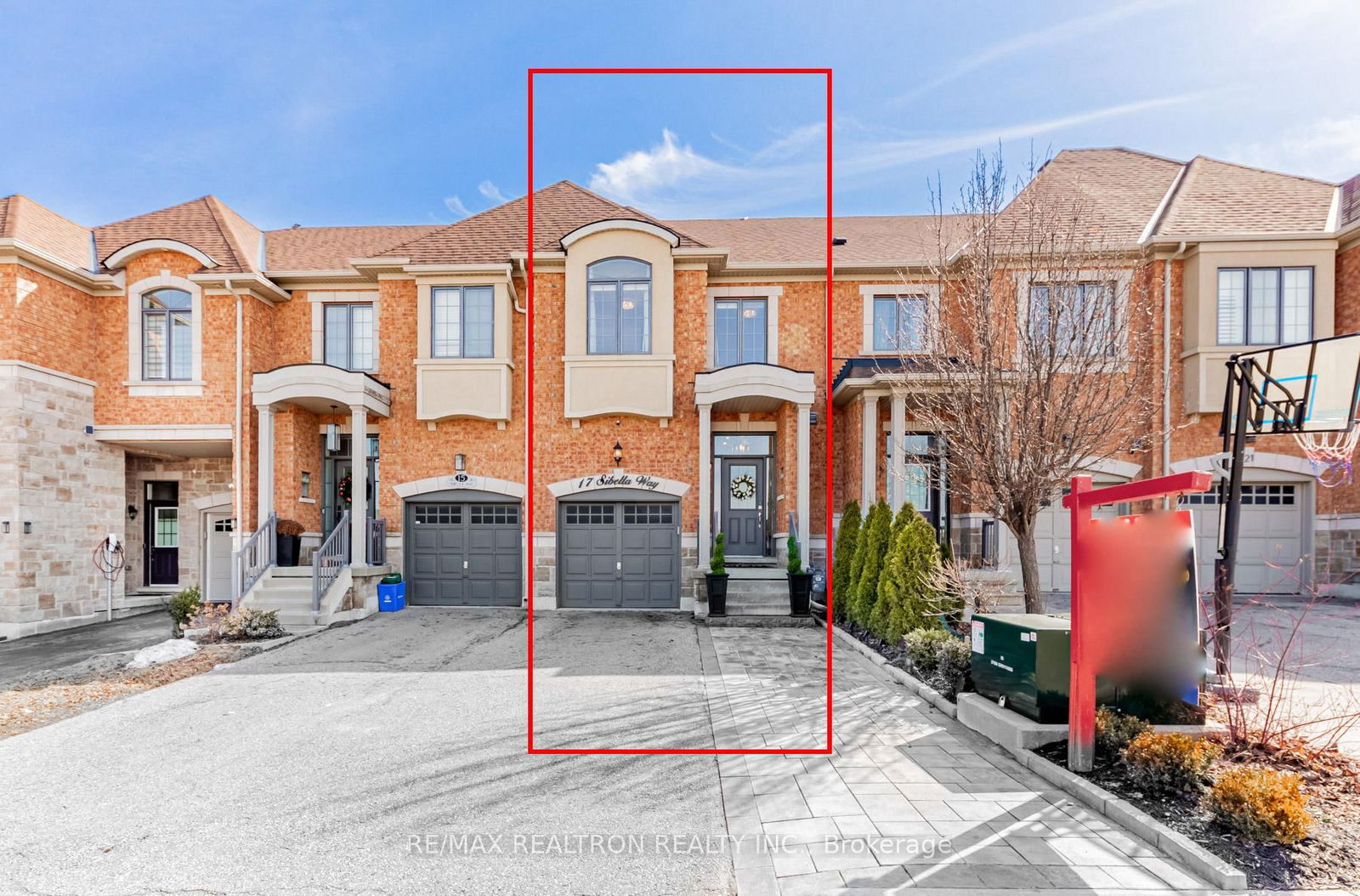 Townhouse for sale at 17 Sibella Way, Vaughan, Vellore Village, L4H 3V7 - MLS: N12029438