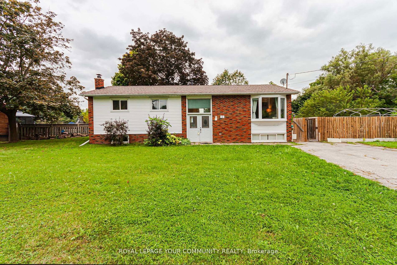 Detached House for sale at 3 Lawndale Court, Bradford West Gwillimbury, Bond Head, L0G 1B0 - MLS: N12030207