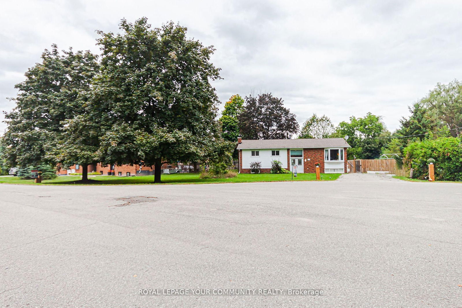 Detached House for sale at 3 Lawndale Court, Bradford West Gwillimbury, Bond Head, L0G 1B0 - MLS: N12030207