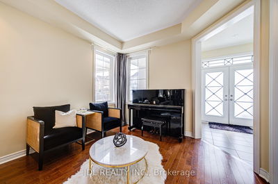 44 Dame Gruev Dr, Markham - Greensborough image-0-4
