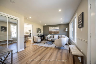 15 Farr Ave, East Gwillimbury - Sharon image-0-1
