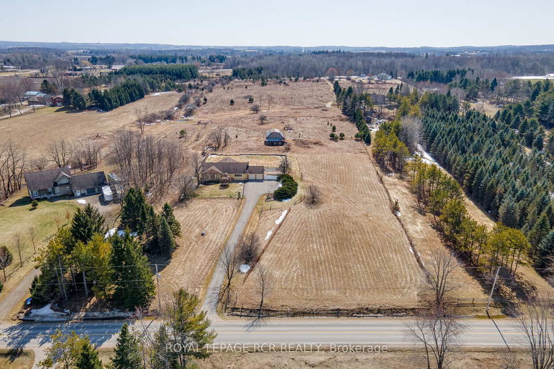 home for sale on 5521 Third Line