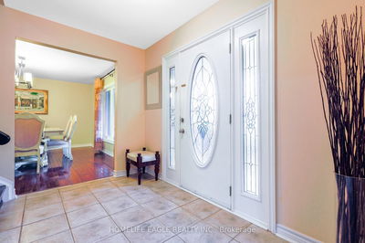 440 Warren Rd, King - King City image-0-3