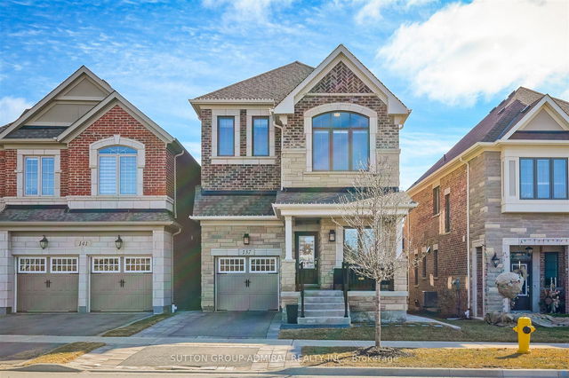 137 Kleinburg Summit Way