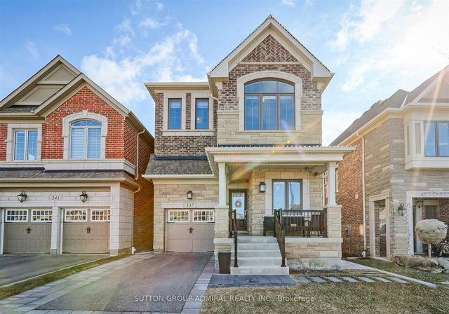 137 Kleinburg Summit Way