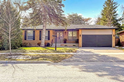 59 Fairway Dr, Aurora - Aurora Highlands