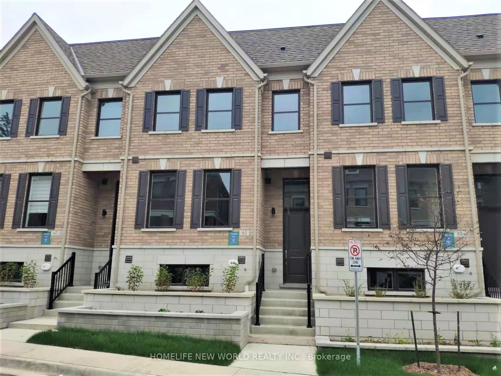 Townhouse for lease at 63 Seacoasts Circle, Vaughan, Maple, L6A 5B8 - MLS: N12033038