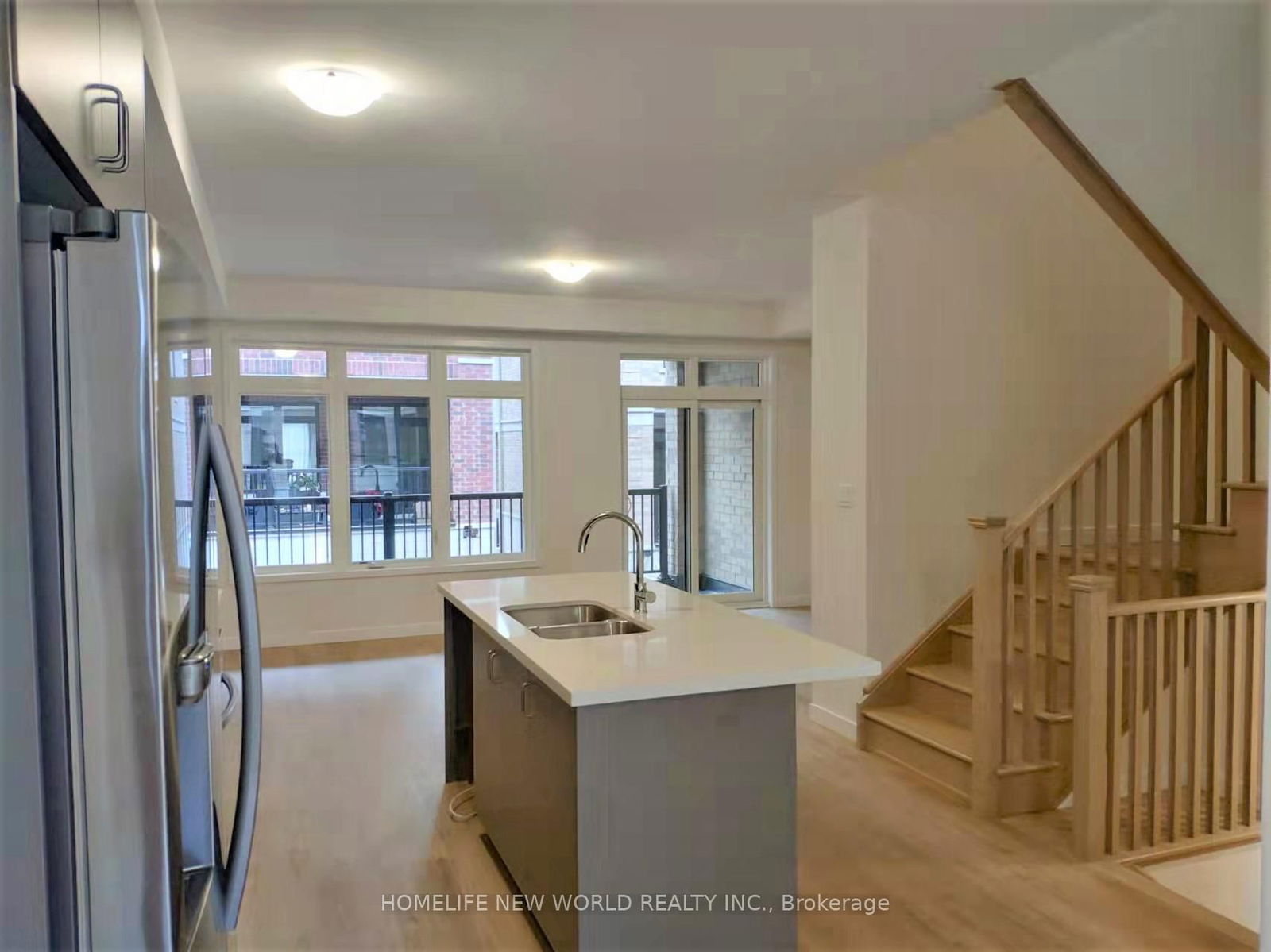 Townhouse for lease at 63 Seacoasts Circle, Vaughan, Maple, L6A 5B8 - MLS: N12033038