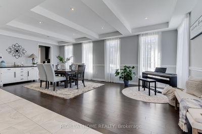 40 Forest Edge Cres, East Gwillimbury - Holland Landing image-0-4