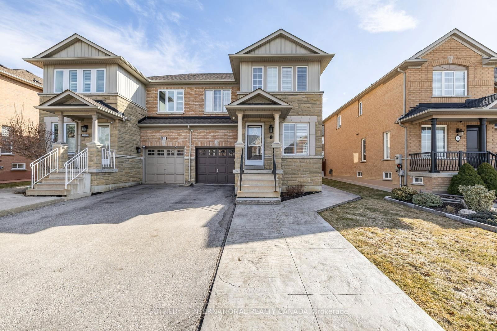 Semi-Detached House for sale at 9 Giovanni Way, Vaughan, Sonoma Heights, L4H 1R7 - MLS: N12033763